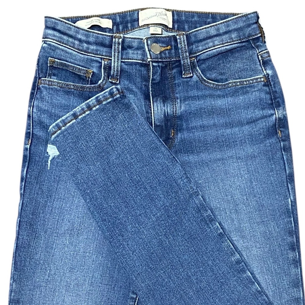 Universal Thread High Rise Skinny‎ Jeans Blue Distressed Ripped Preppy Size 2R